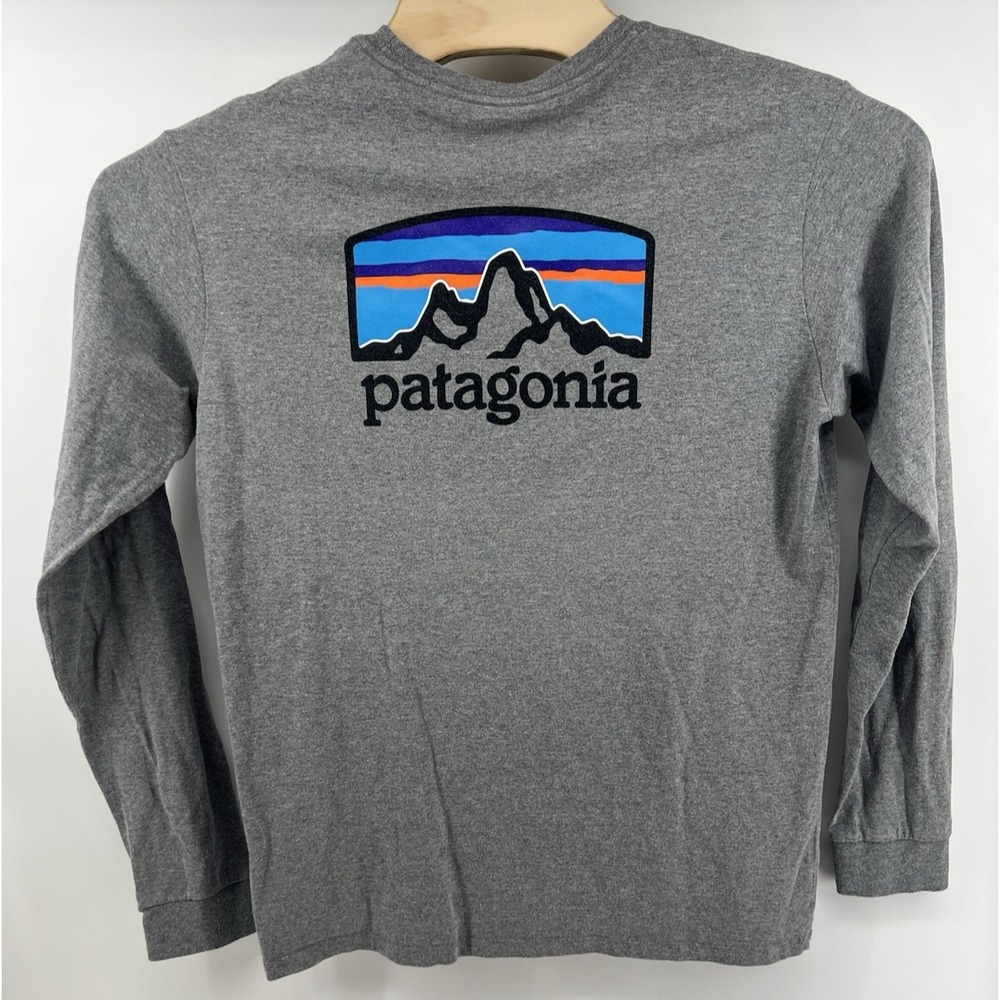 Patagonia Responsibili-Tee Long Sleeve Mens Medium Gray Double Sided Shirt